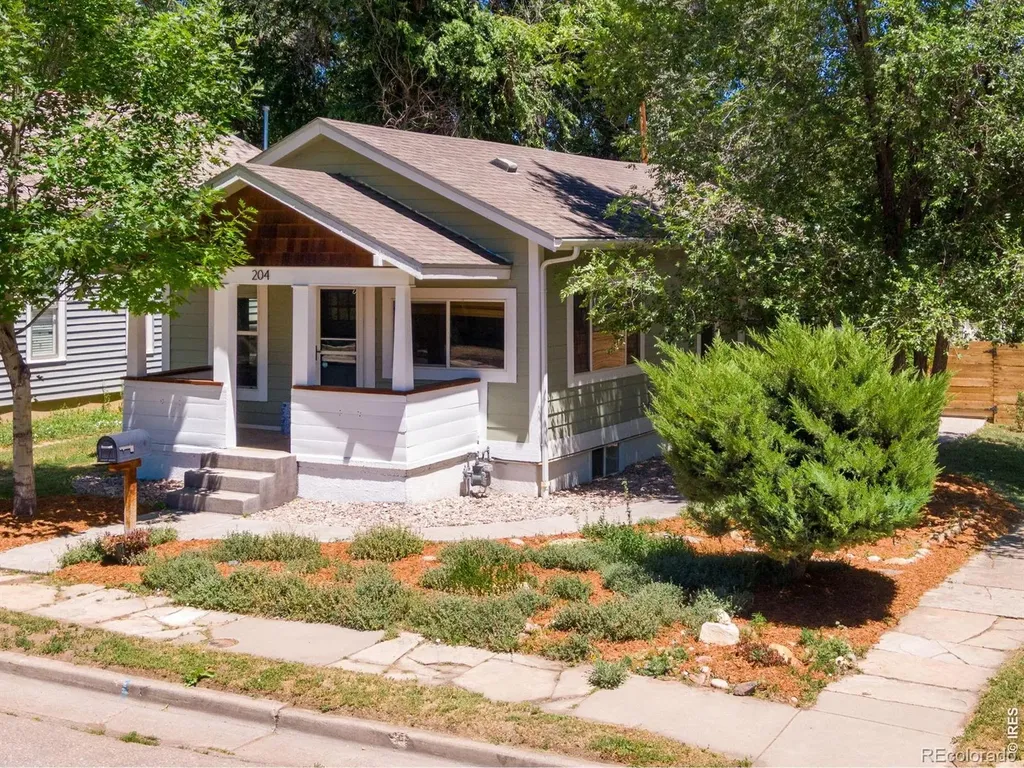 204 N Jefferson Avenue Loveland CO 80537