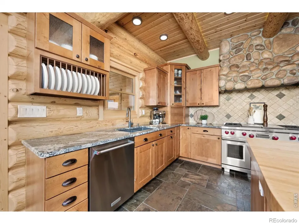 4119 Davis Ranch Road Bellvue CO 80512