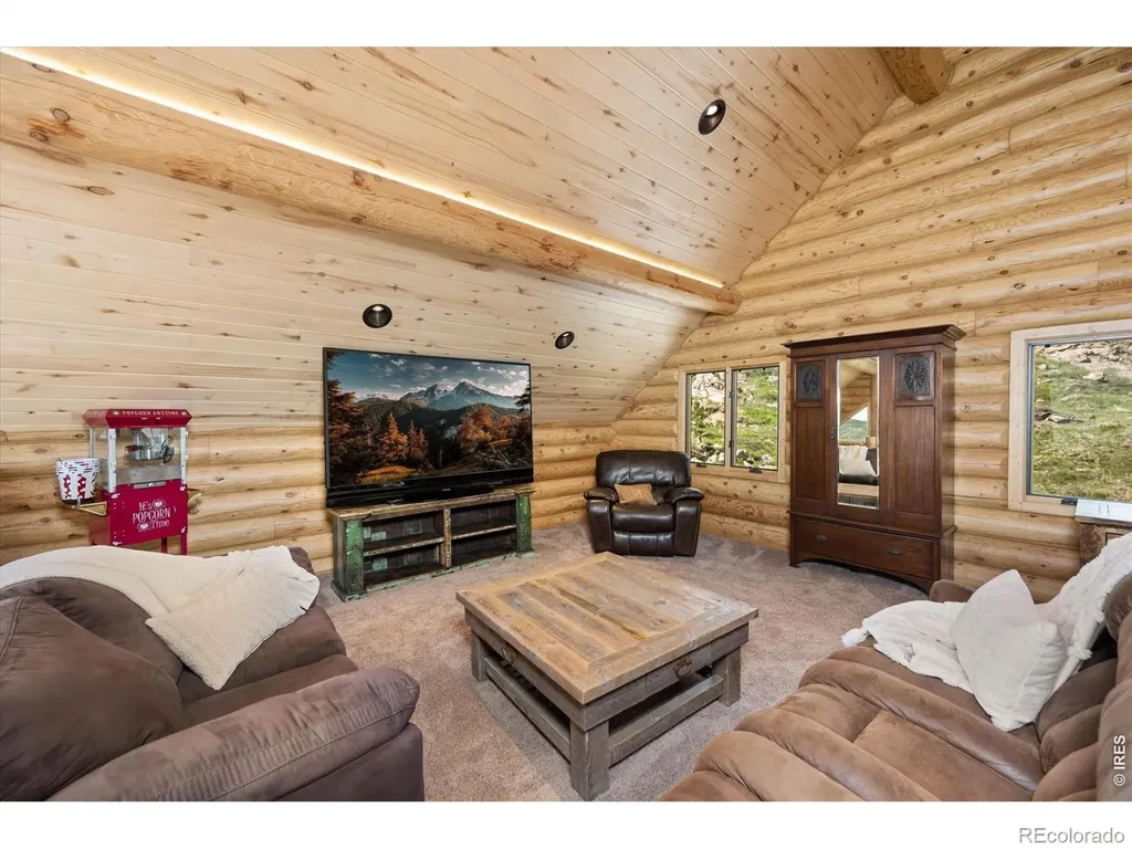 4119 Davis Ranch Road Bellvue CO 80512