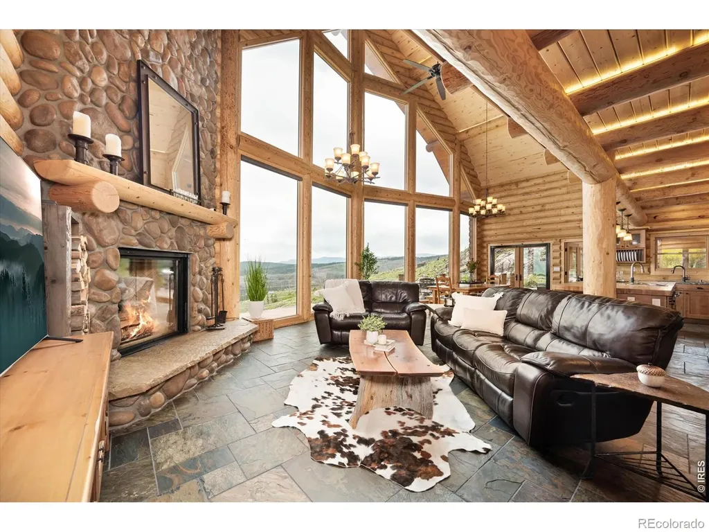 4119 Davis Ranch Road Bellvue CO 80512