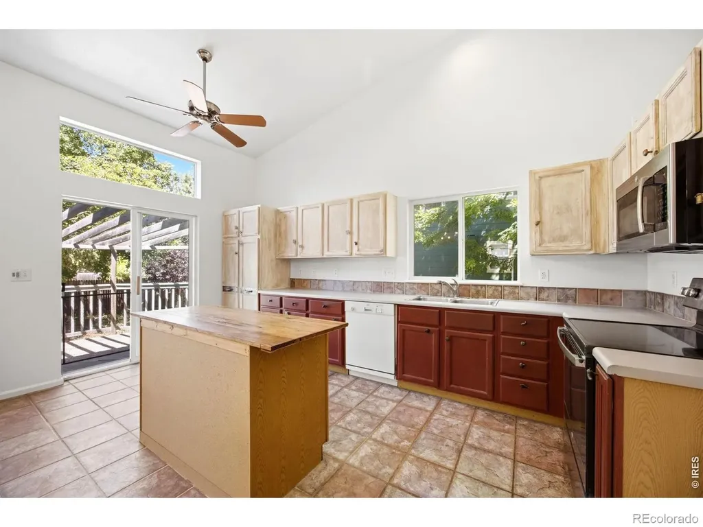 726 Nelson Park Drive Longmont CO 80503