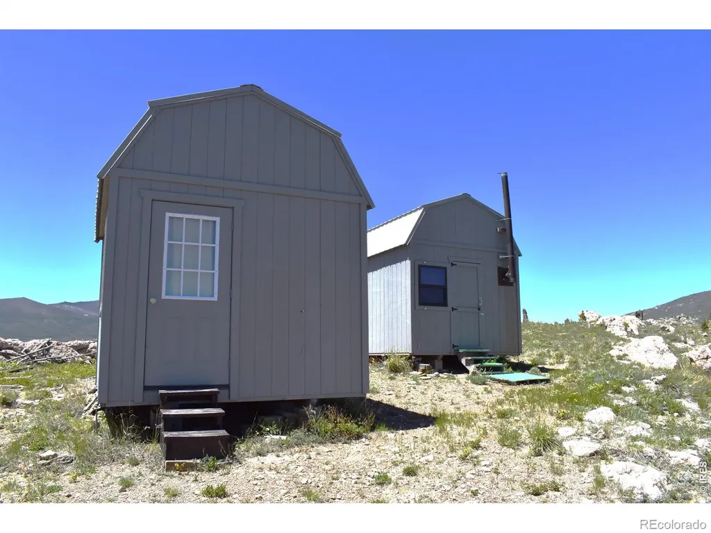 1989 Spencer Mountain Road Bellvue CO 80512