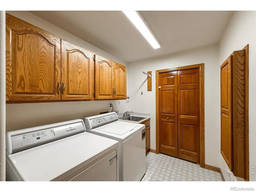 2010 Emerald Drive Longmont CO 80504