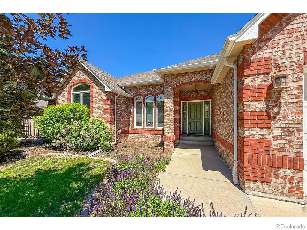 2010 Emerald Drive Longmont CO 80504