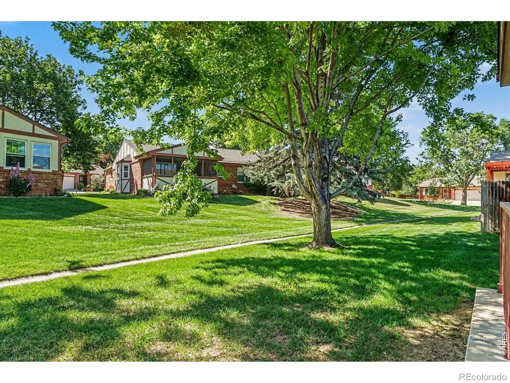 1435 Elmhurst Lane Longmont CO 80503