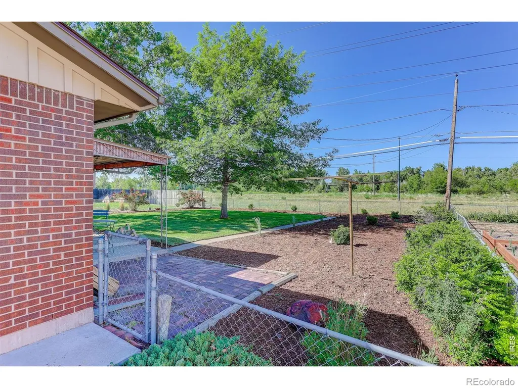 1431 S Magnolia Way Denver CO 80224