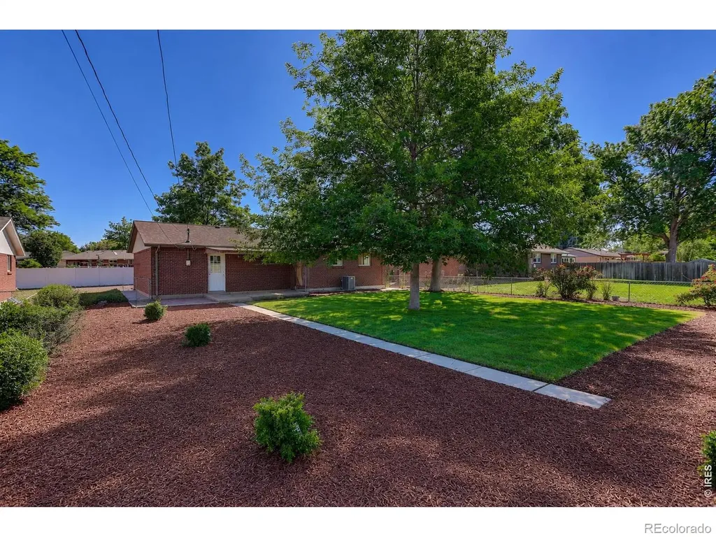 1431 S Magnolia Way Denver CO 80224