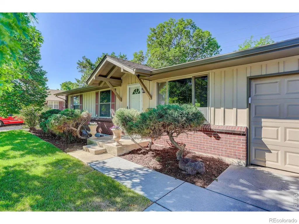 1431 S Magnolia Way Denver CO 80224