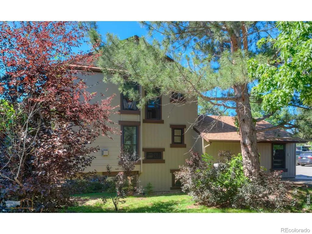 4656 Greenbriar Court Boulder CO 80305