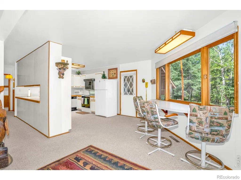 21692 S Saint Vrain Drive Lyons CO 80540