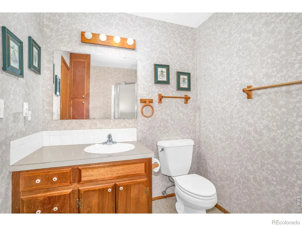 21692 S Saint Vrain Drive Lyons CO 80540