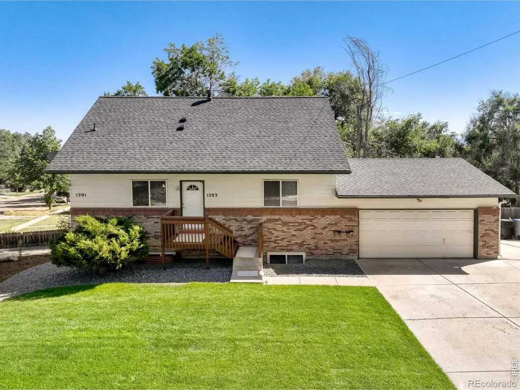 1201-1203 Spruce Avenue Longmont CO 80501