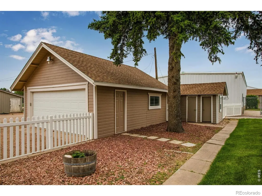 21769 Weld County Road 15 Road Johnstown CO 80534