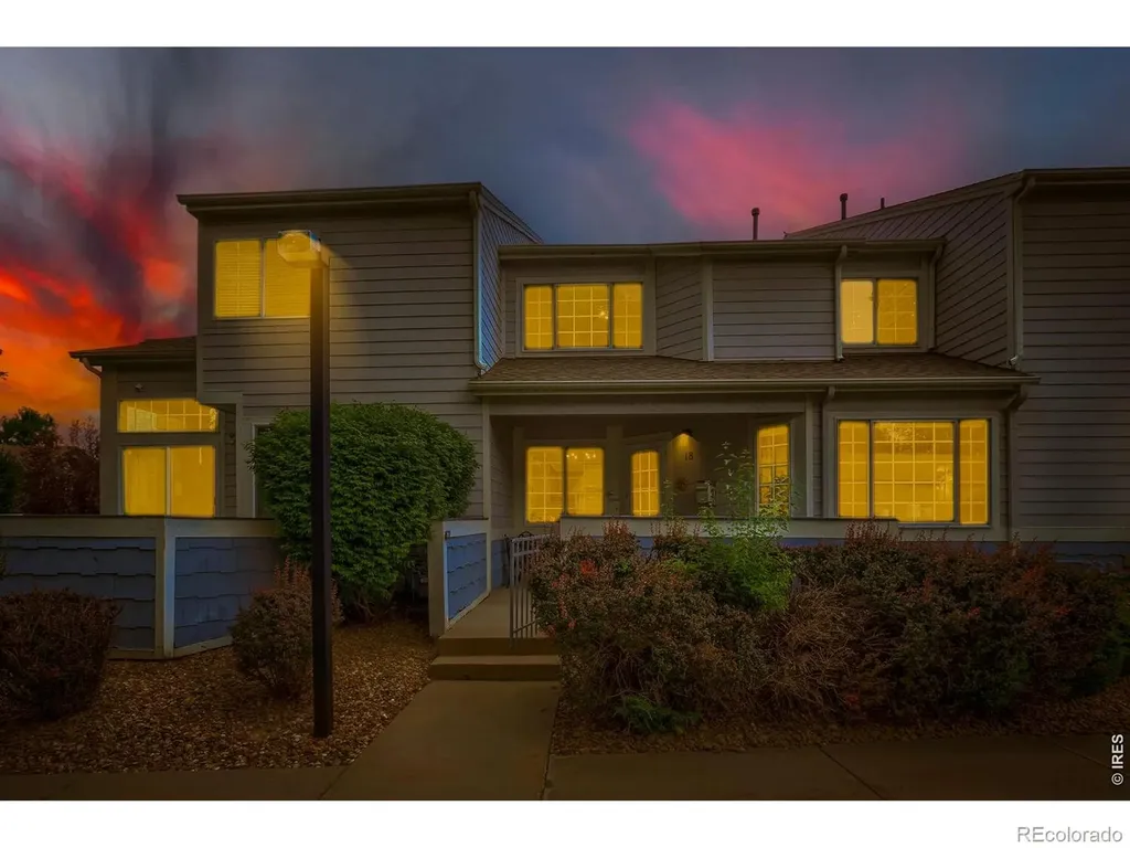 1419 Red Mountain Drive Longmont CO 80504