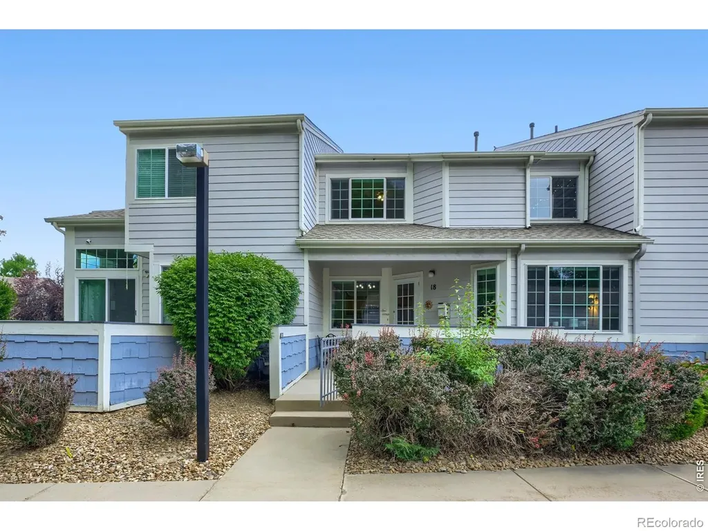 1419 Red Mountain Drive Longmont CO 80504