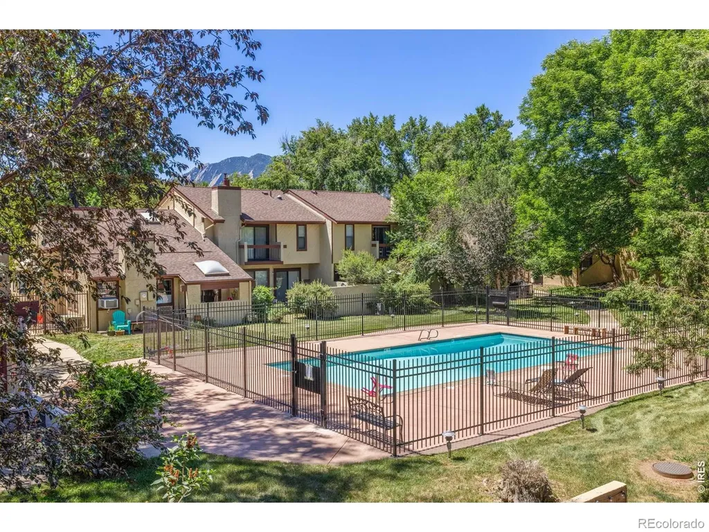 2660 Hawthorne Place Boulder CO 80304