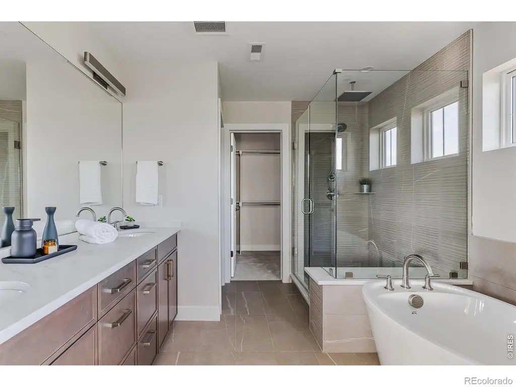 1268 Cw Bixler Boulevard Erie CO 80516