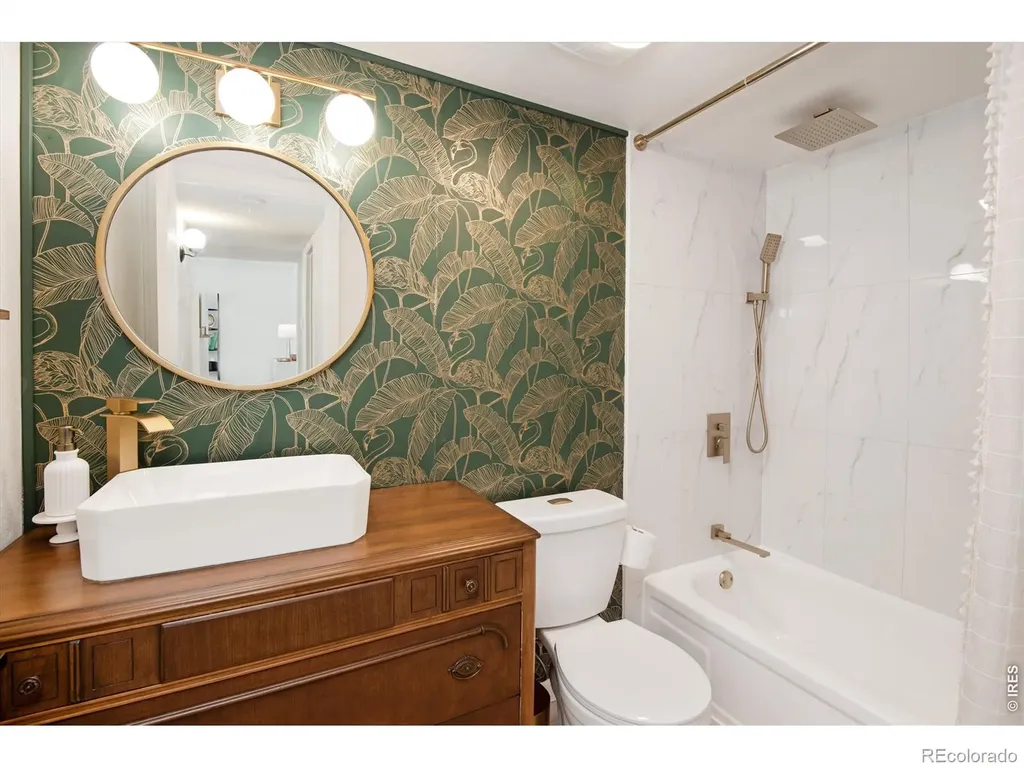 17642 E Loyola Drive Aurora CO 80013