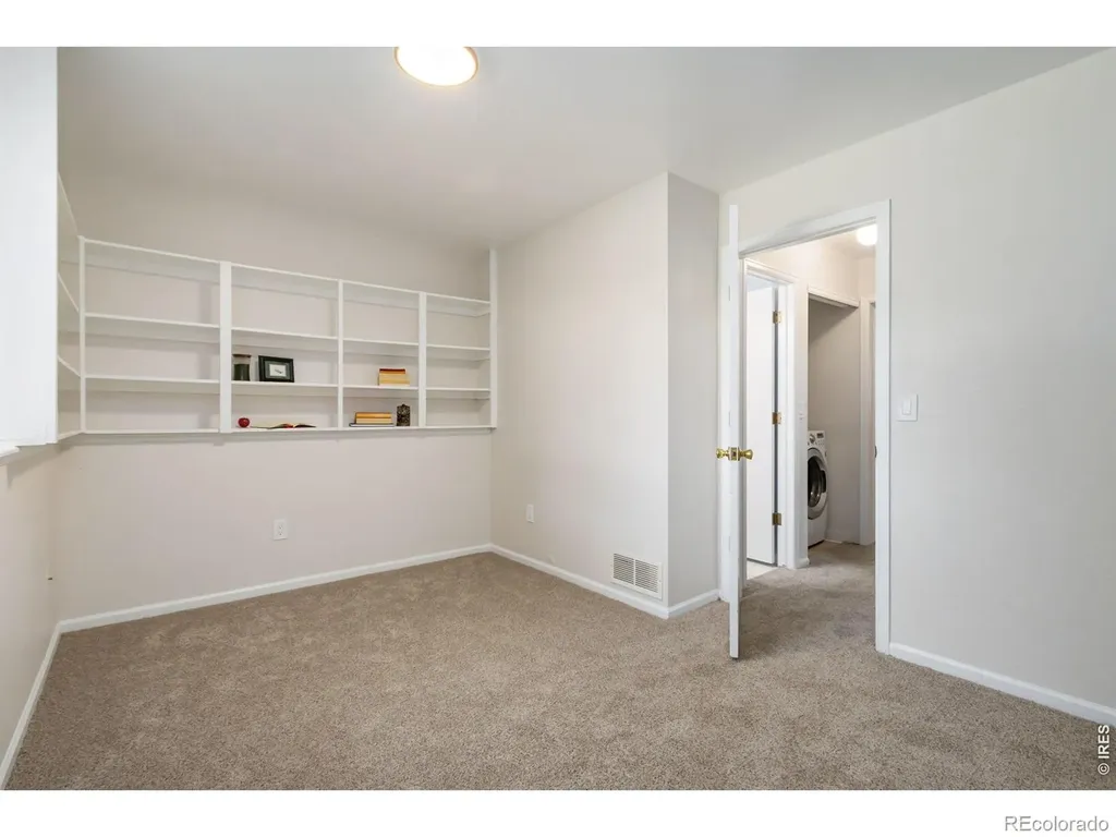 2018 Connecticut Court Fort Collins CO 80525