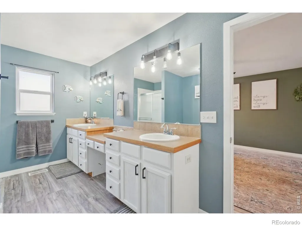 317 Boulder Lane Johnstown CO 80534