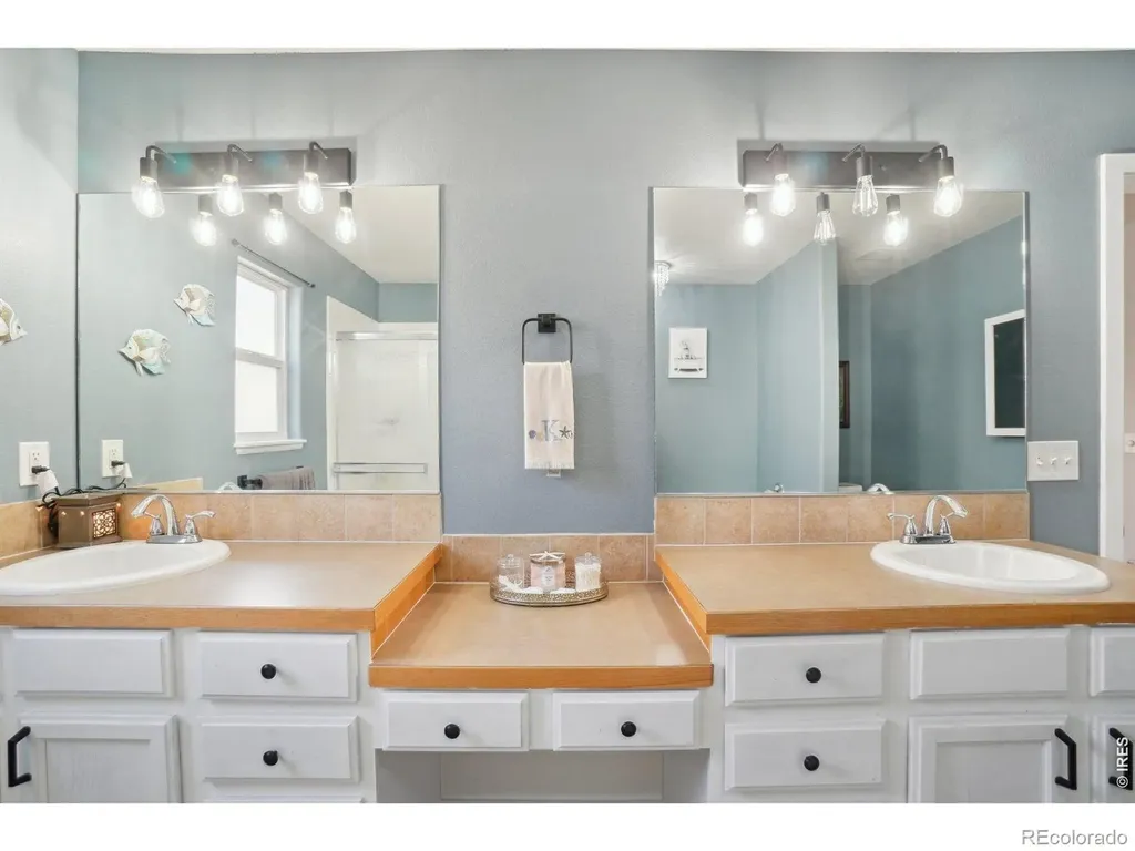 317 Boulder Lane Johnstown CO 80534