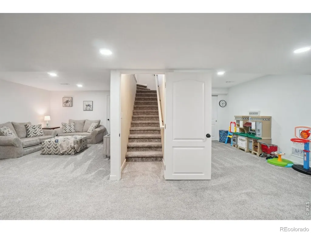 317 Boulder Lane Johnstown CO 80534