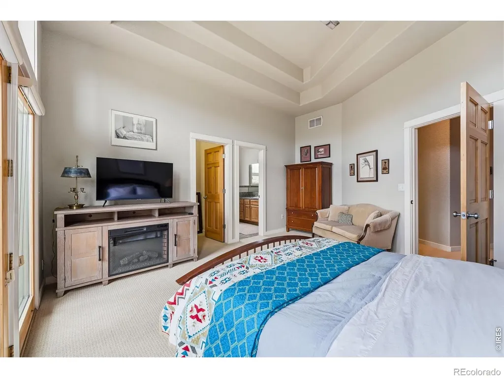 814 Mountain View Drive Lyons CO 80540