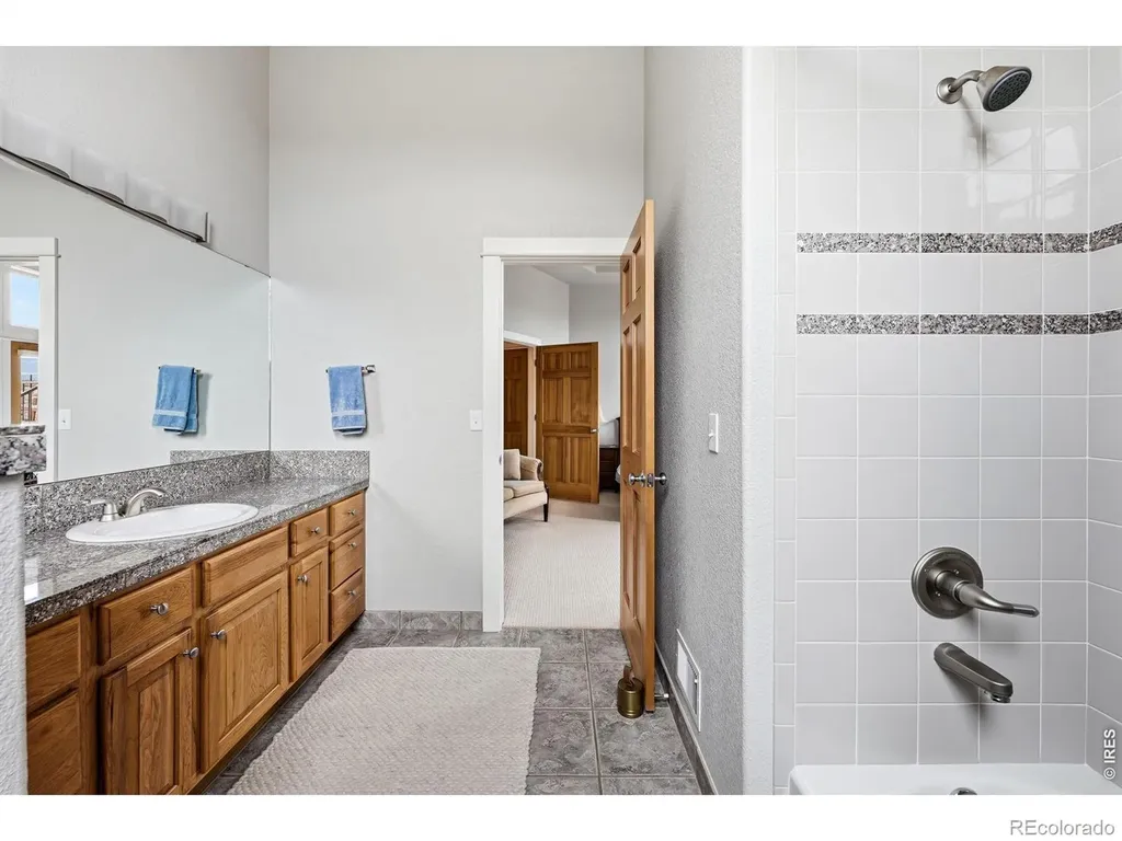 814 Mountain View Drive Lyons CO 80540