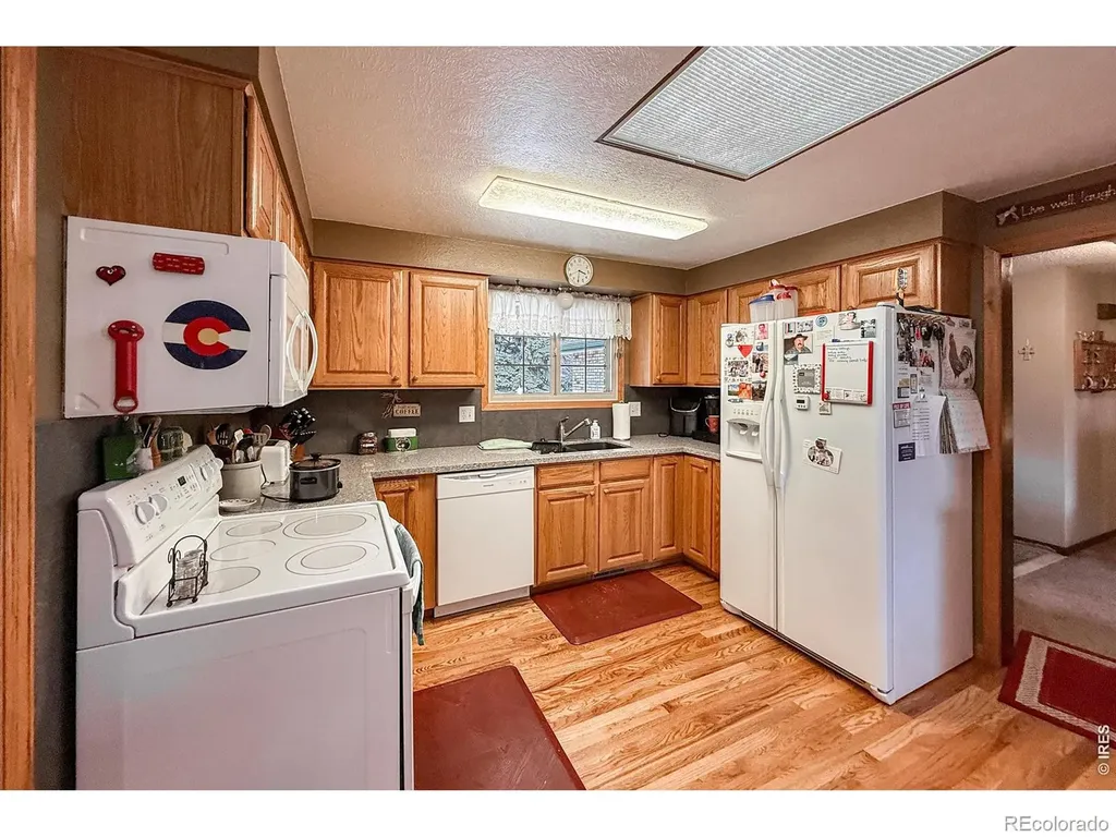 2806 Lake Park Way Longmont CO 80503