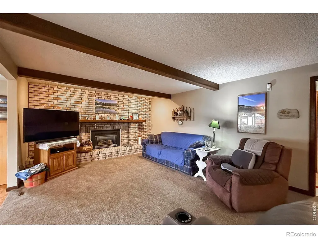 2806 Lake Park Way Longmont CO 80503