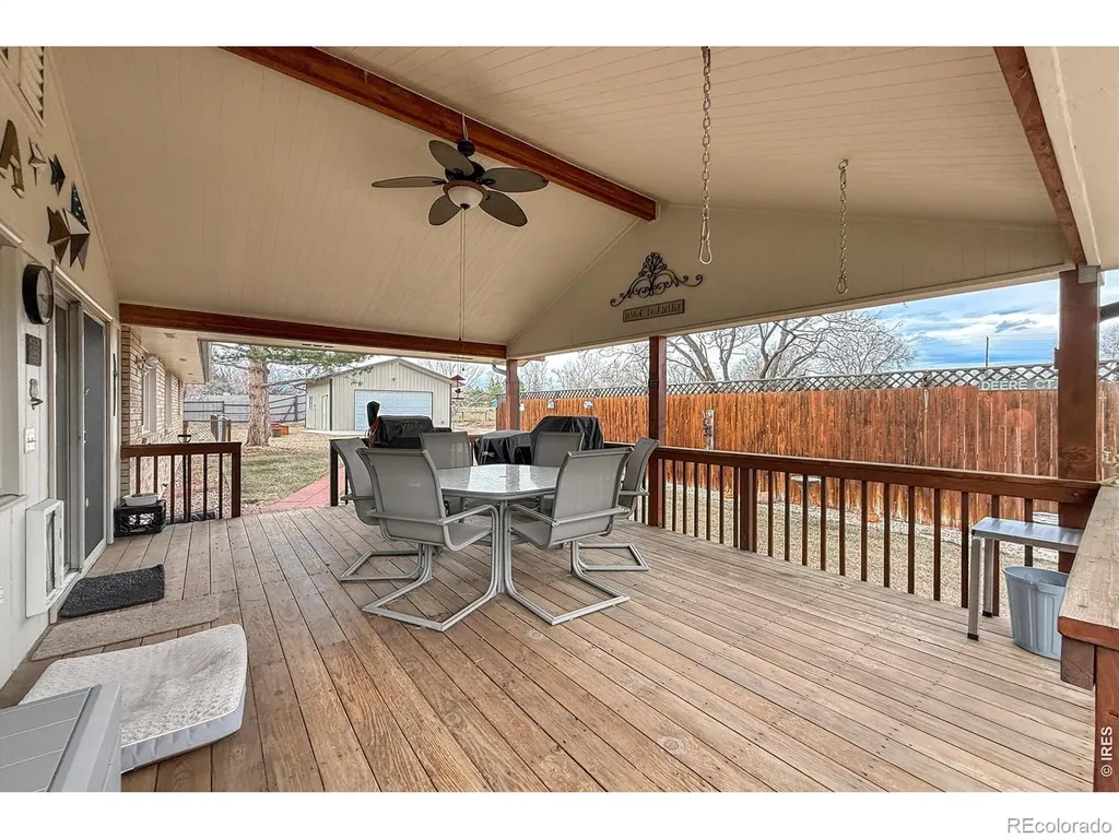 2806 Lake Park Way Longmont CO 80503