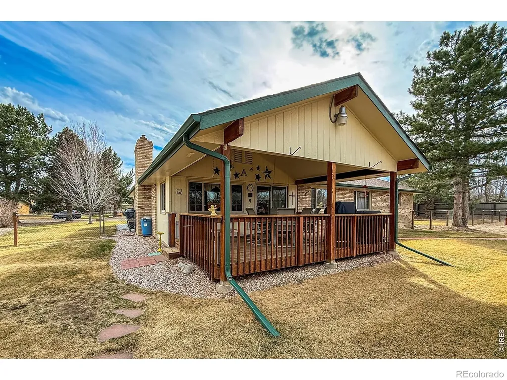 2806 Lake Park Way Longmont CO 80503
