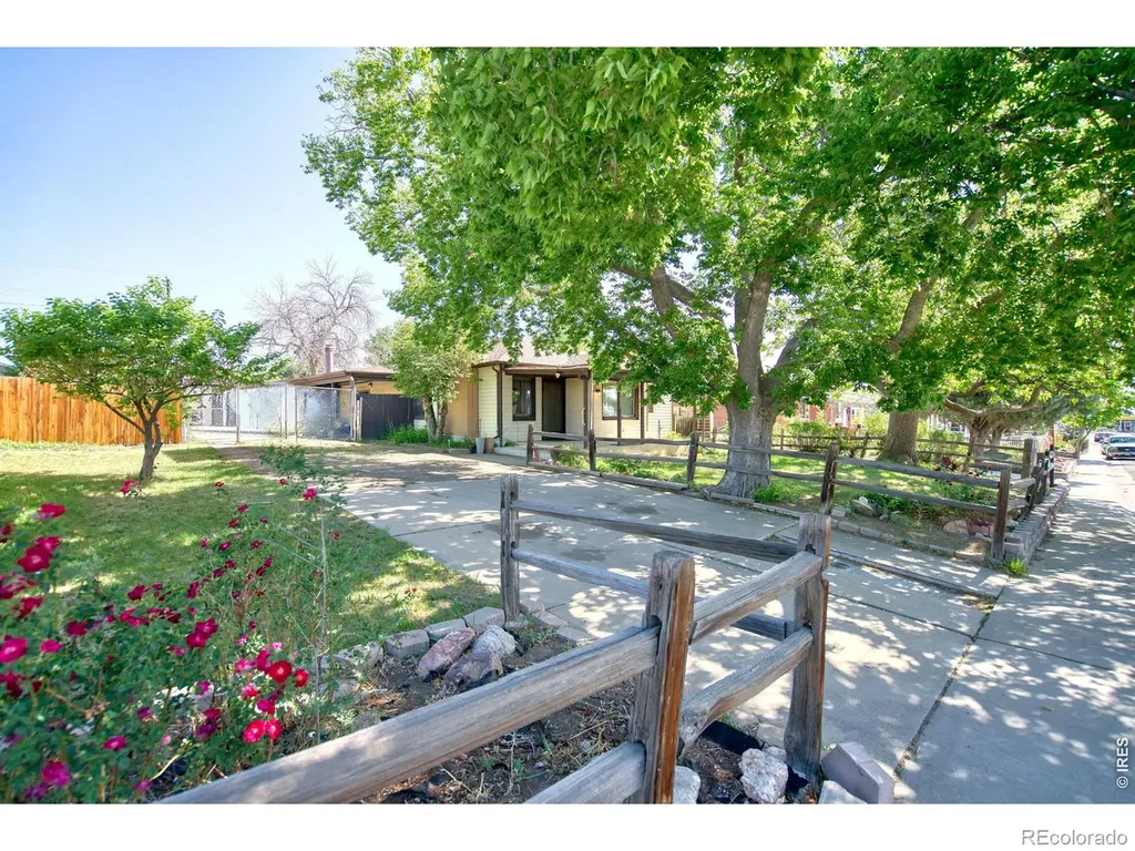 3077 W 65th Avenue Denver CO 80221
