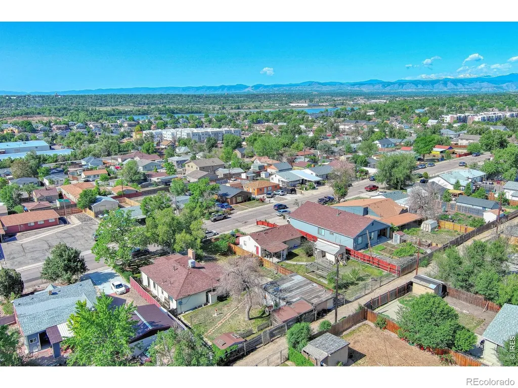 3077 W 65th Avenue Denver CO 80221