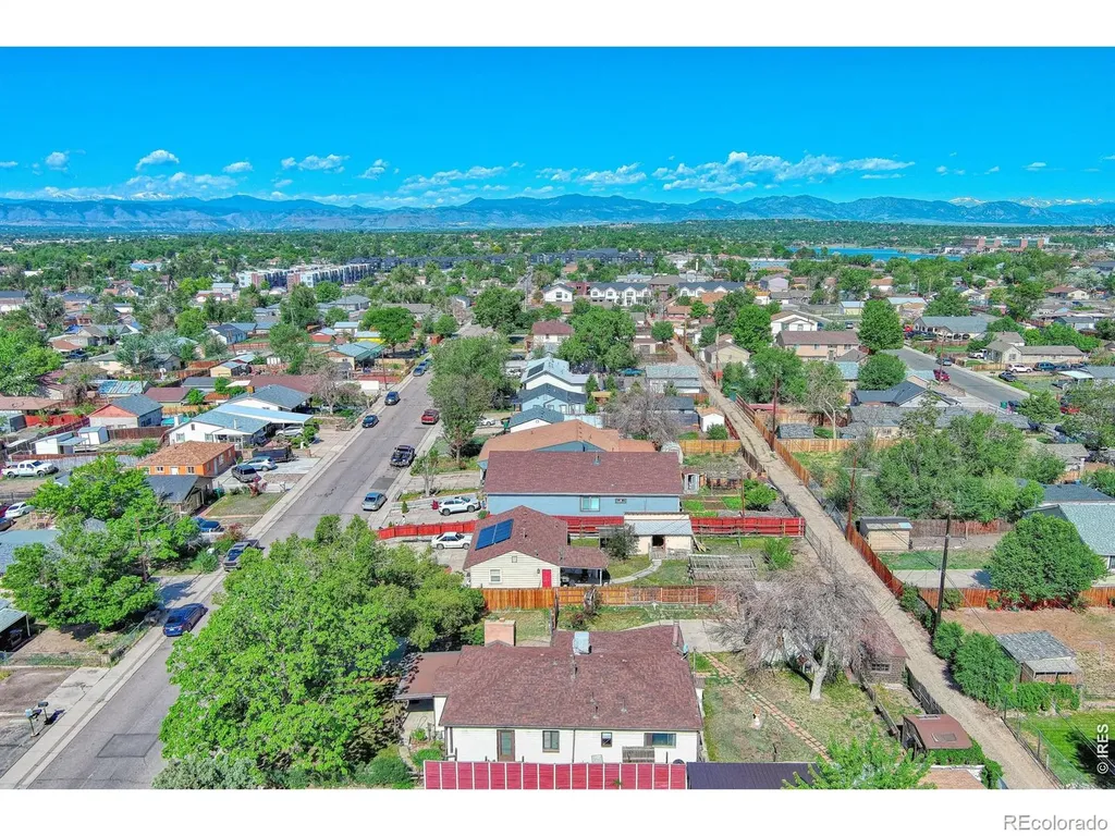 3077 W 65th Avenue Denver CO 80221