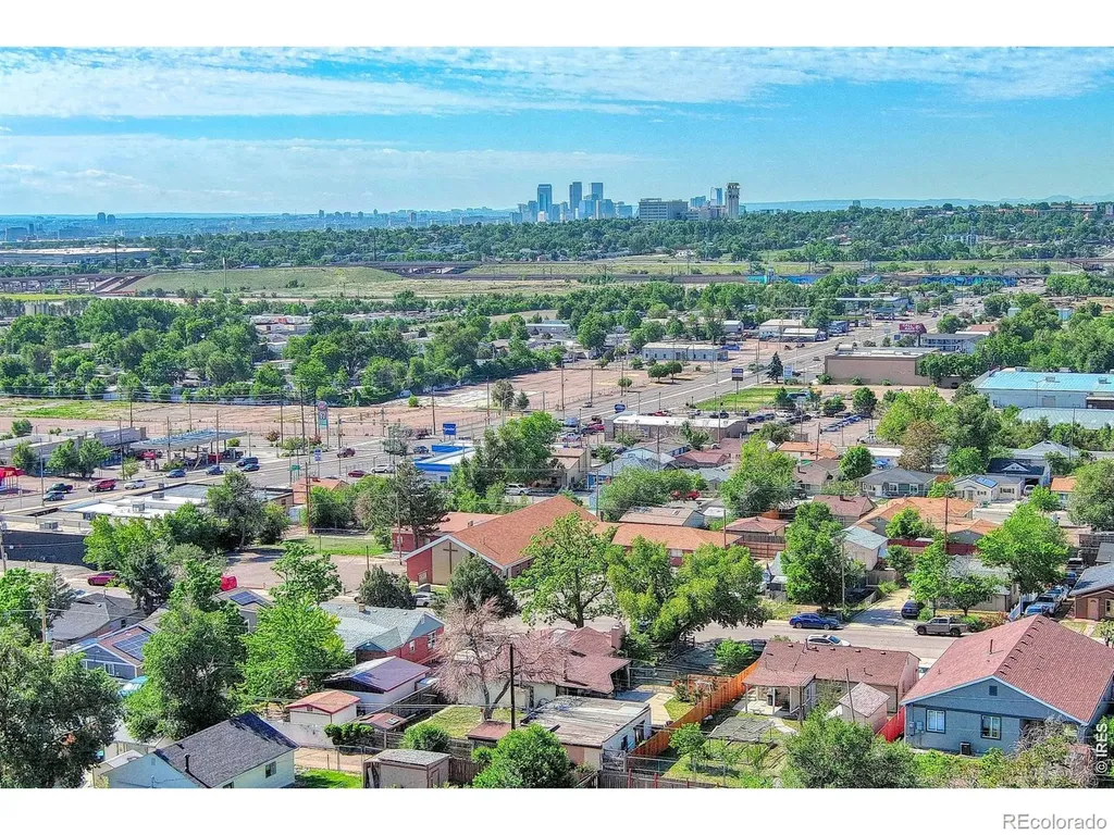 3077 W 65th Avenue Denver CO 80221