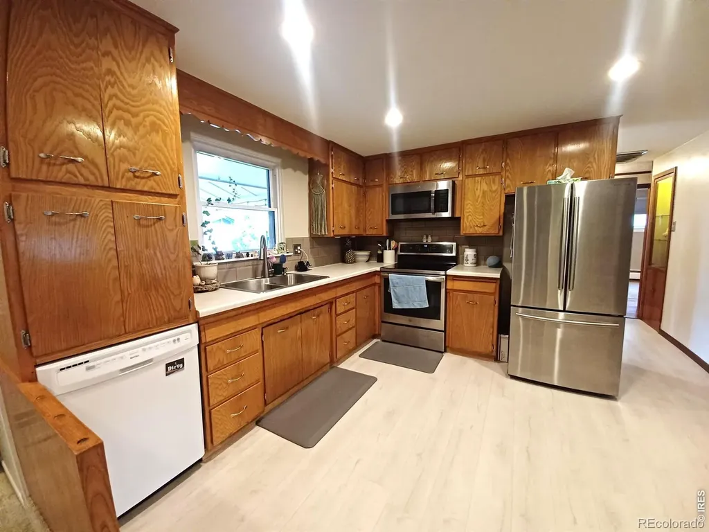 1024 Collyer Street Longmont CO 80501