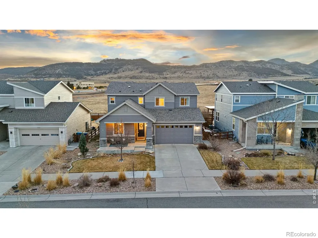 Arvada CO, 9337 Iron Mountain Way