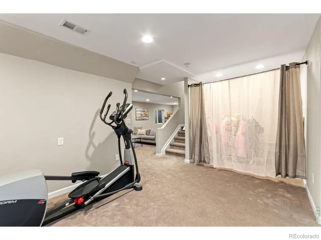 9337 Iron Mountain Way Arvada CO 80007