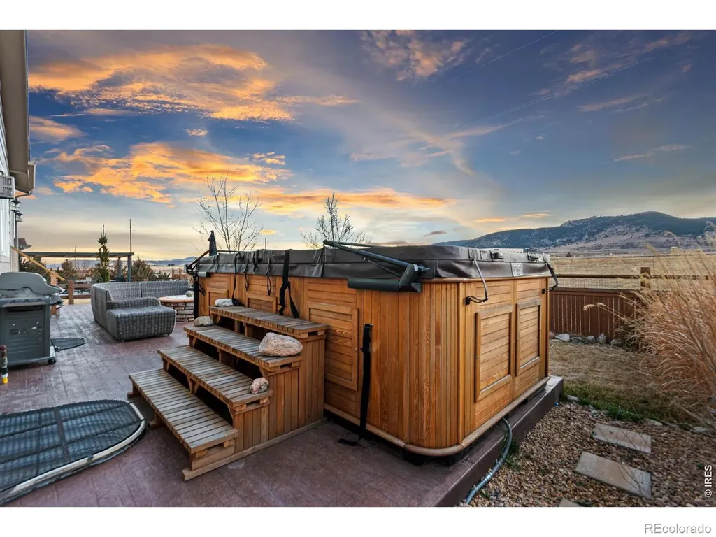 9337 Iron Mountain Way Arvada CO 80007