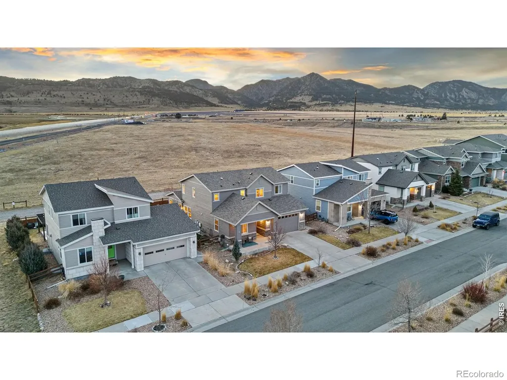 9337 Iron Mountain Way Arvada CO 80007
