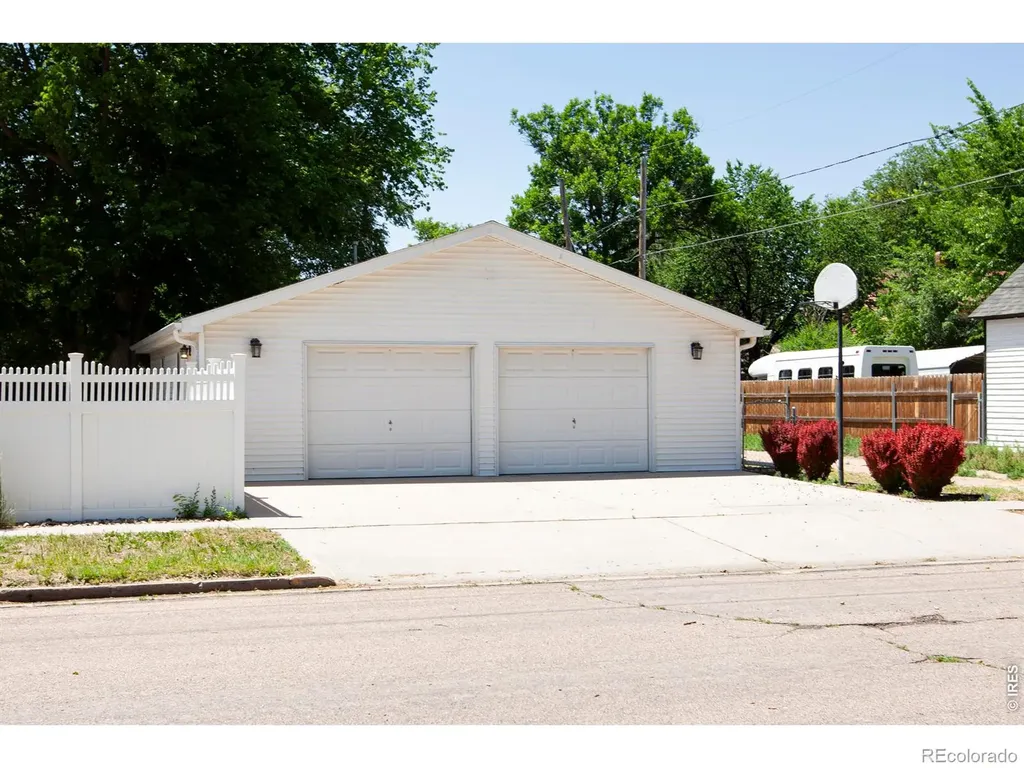204 Park Street Sterling CO 80751