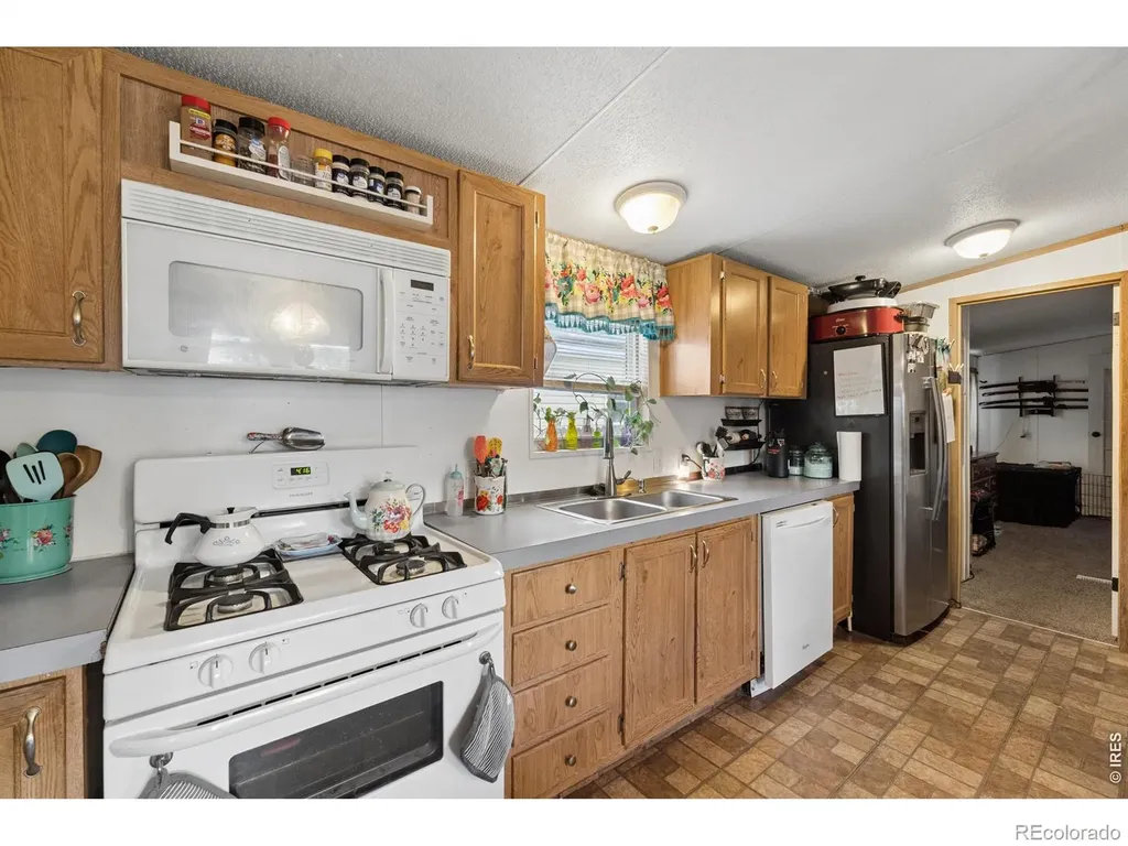 9048 Orleans Street Denver CO 80260