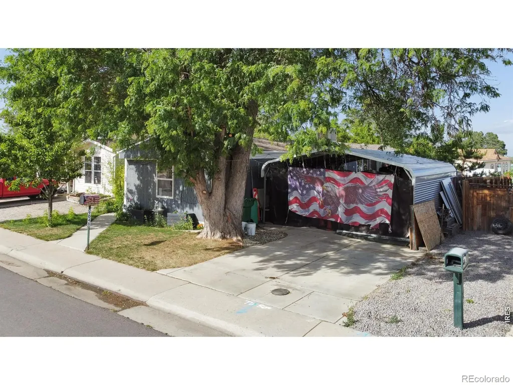 9048 Orleans Street Denver CO 80260