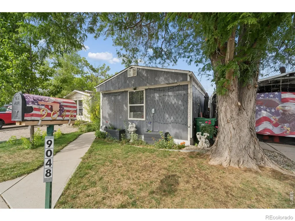9048 Orleans Street Denver CO 80260