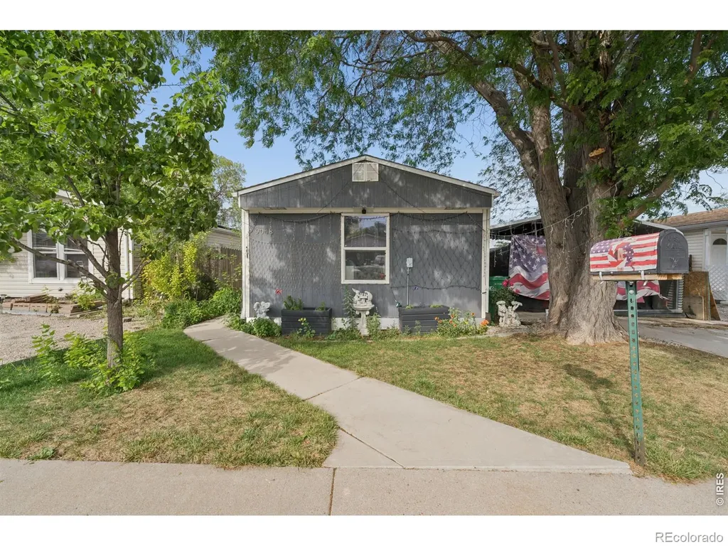 9048 Orleans Street Denver CO 80260