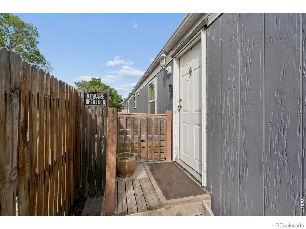 9048 Orleans Street Denver CO 80260