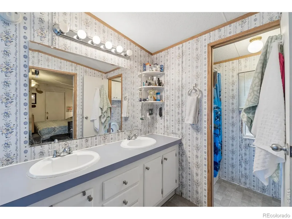 9048 Orleans Street Denver CO 80260