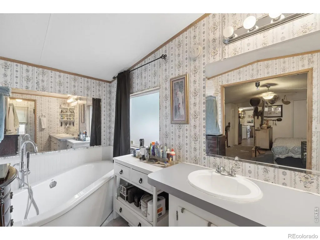 9048 Orleans Street Denver CO 80260