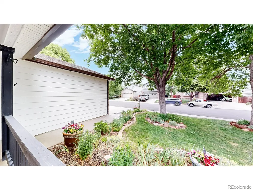 384 Pin Oak Drive Loveland CO 80538